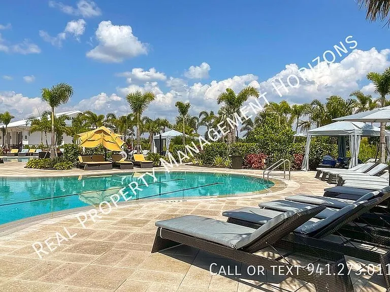 17769 Crescent Moon Loop — Photo 43