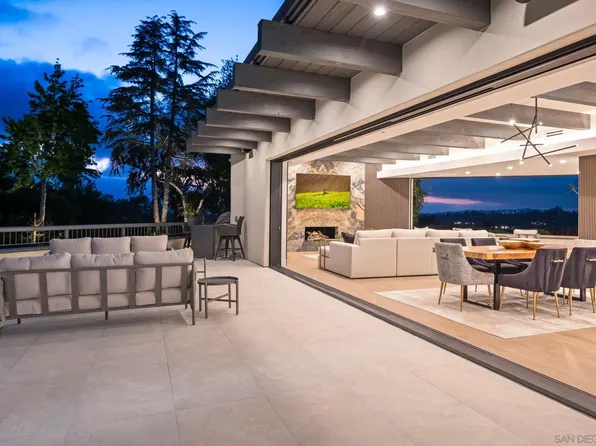 5465 Avenida Maravillas, Rancho Santa Fe, CA 92067