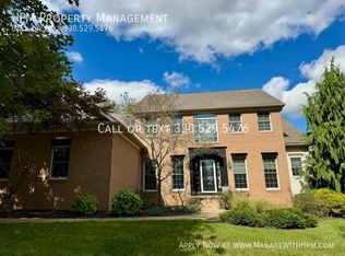 8584 Deacon Ave NW, North Canton, OH 44720