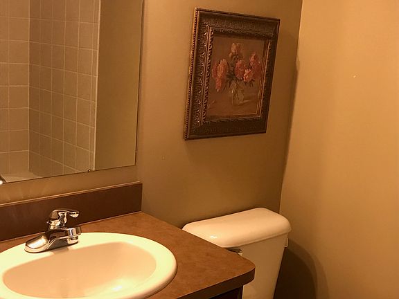 5th image of 6204 Jasmine Dr #1