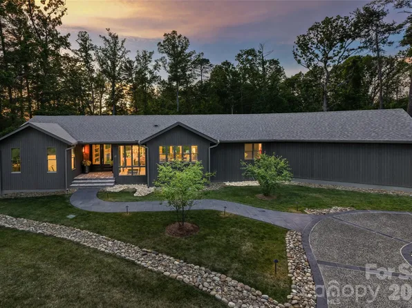 27 Tommy Ray Rdg, Weaverville, NC 28787