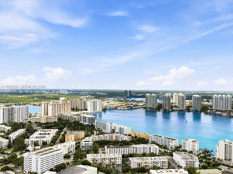 18201 Collins Ave #5508 — Photo 18