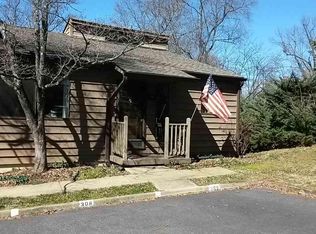 308 Harvest Dr, Charlottesville, VA 22903