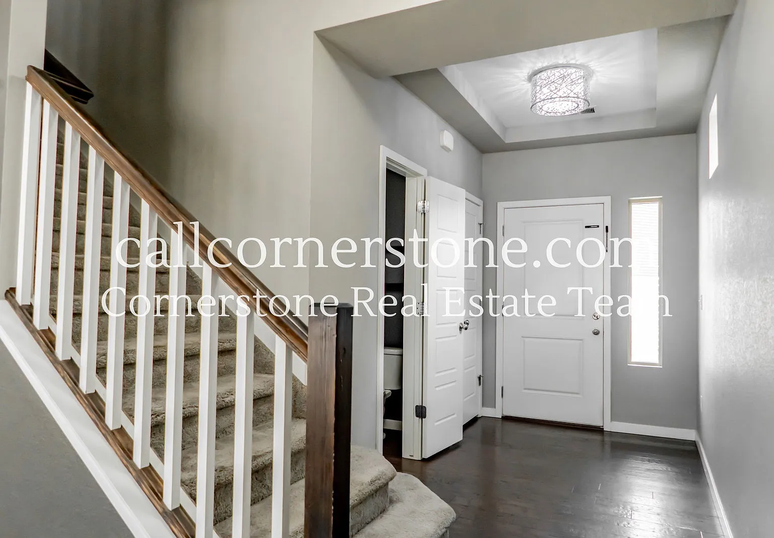 3 bed, 2.5 bath, 1960 sqft, $2,297 — Photo 4