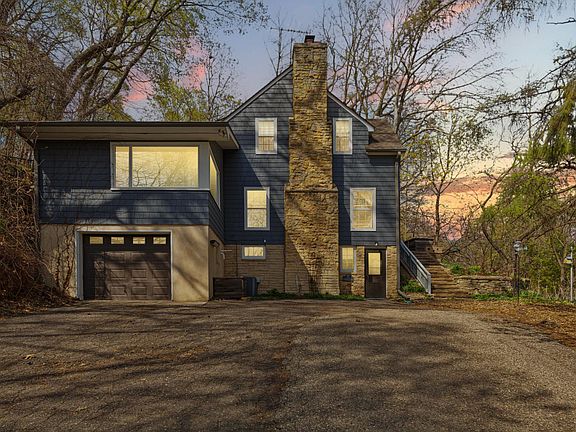 3rd image of 5 Walden Pl