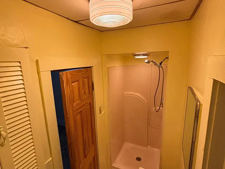 2706 W 4th St #1 — Photo 7