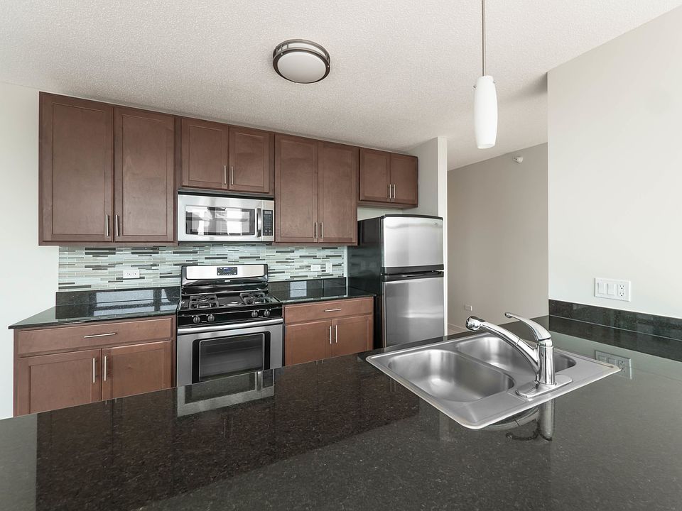 1st image of 365 N Jefferson St #E1208