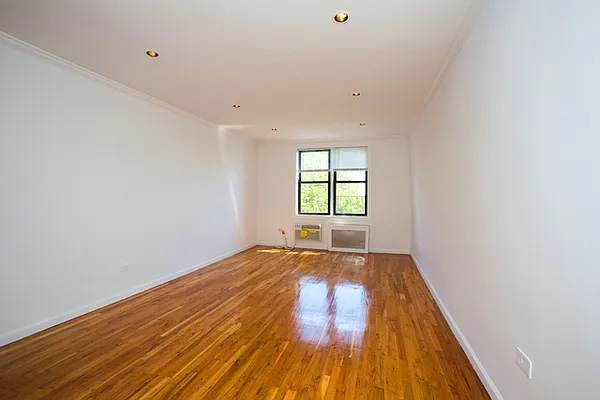 Sold by Dwelling Homes | media 21