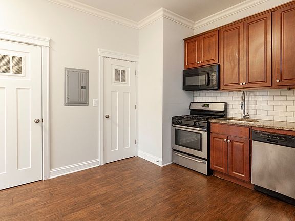 2nd image of 4317 W Irving Park Rd #2B