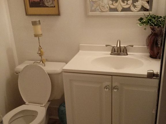 Updated 1\2 bath 2018