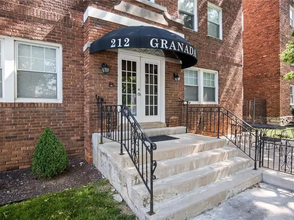 212 Emanuel Cleaver Ii Blvd #2, Kansas City, MO 64112