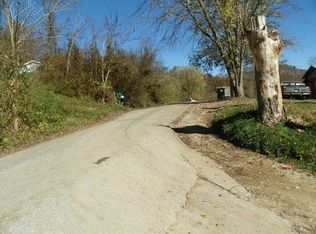 8890 Spurlock Creek Rd, Glenwood, WV 25520