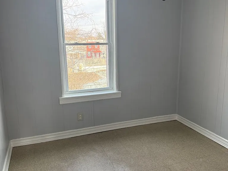 5753 N Beechwood St — Photo 31