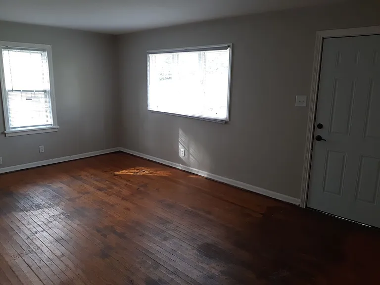 4222 Edison St — Photo 13