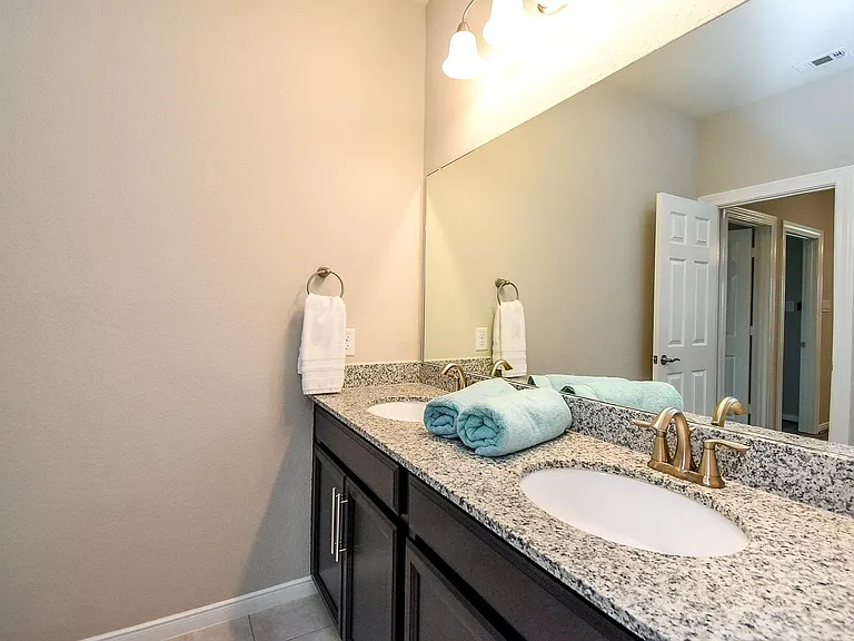 24918 Meadowthorn Crest Ln — Photo 40
