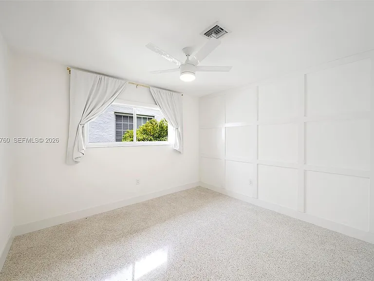 415 Navarre Ave — Photo 18