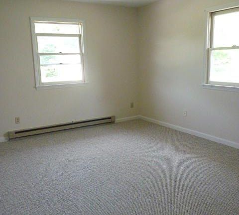 5th image of 14644 Sherwood Dr