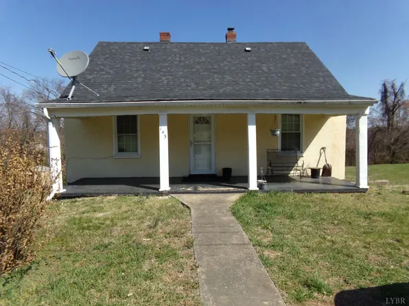 143 Spinner St, Madison Heights, VA 24572