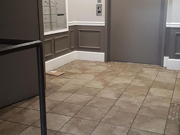 3rd image of 305 S Payne St #12