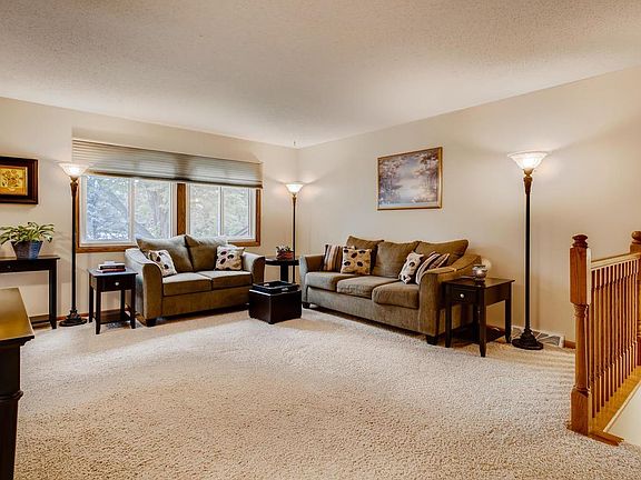 5th image of 2307 Terrace Dr