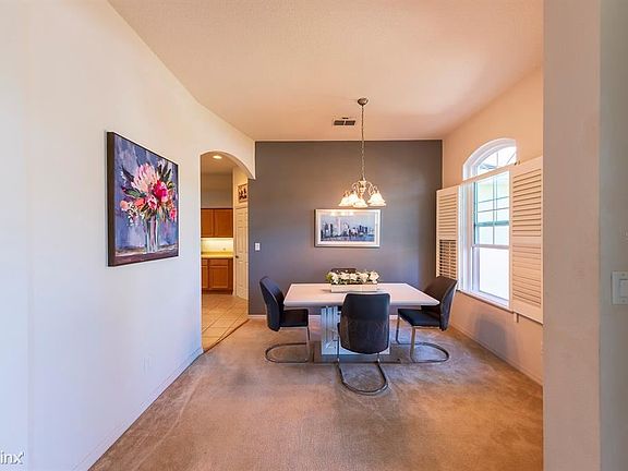 5th image of 3813 Westover Cir