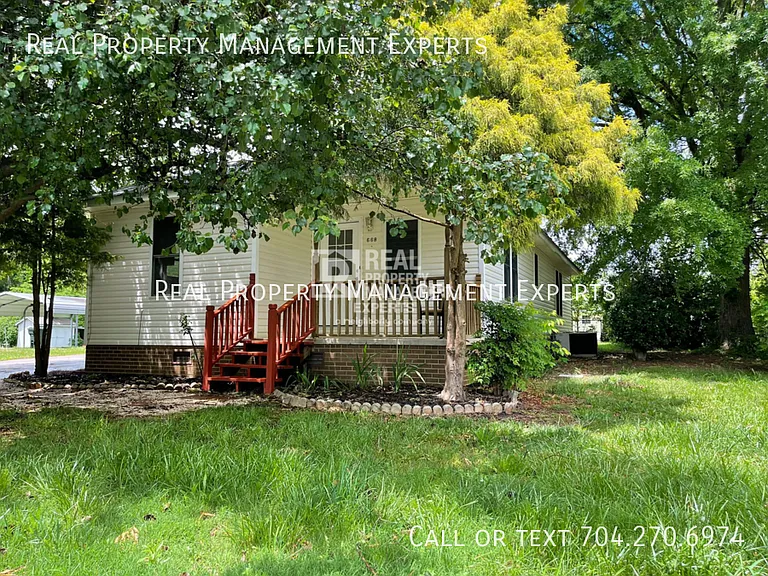 668 Brookwood St — Photo 1