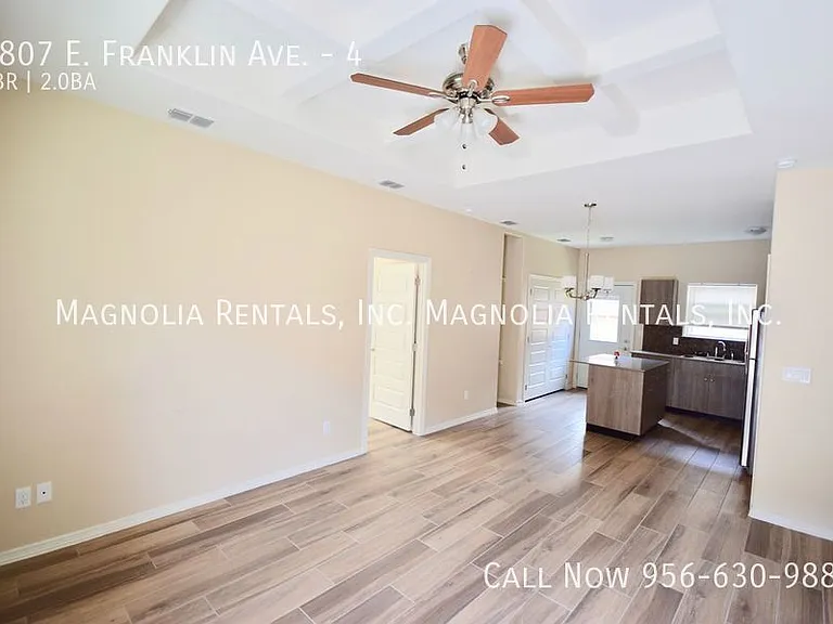 2807 E Franklin Ave #4 — Photo 3