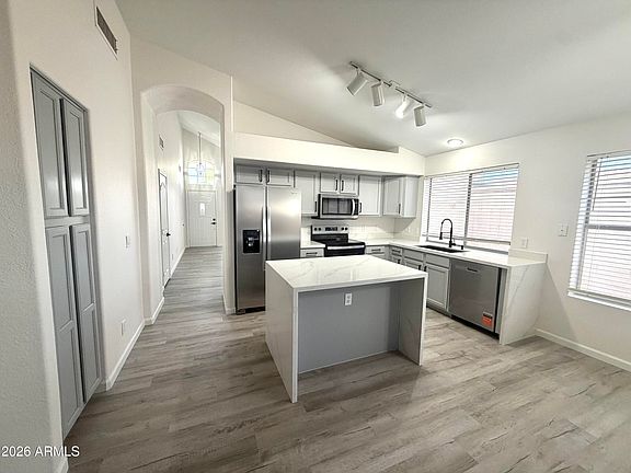 4th image of 7939 W KIMBERLY Way
