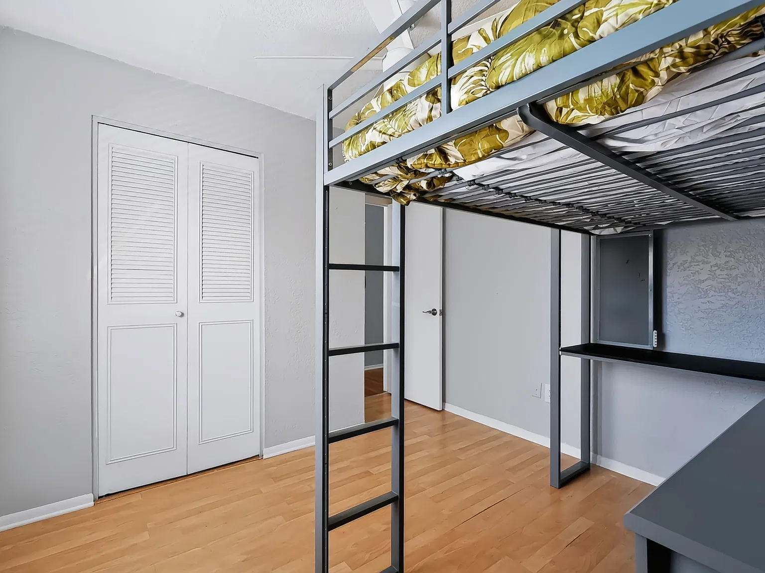 3 bed, 1500 sqft, $2,250 — Photo 3
