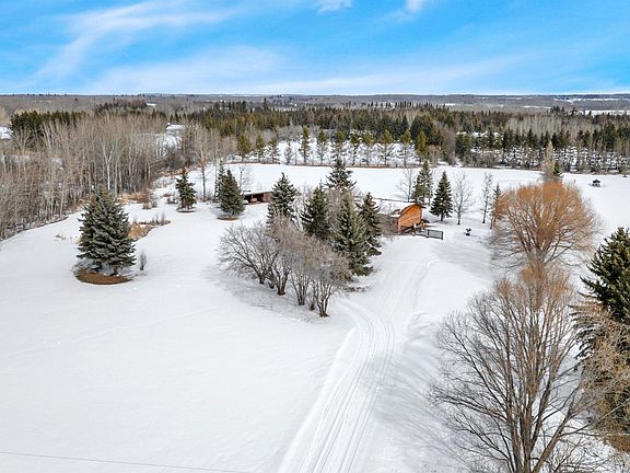 3rd image of 52442 Range Rd #220-50