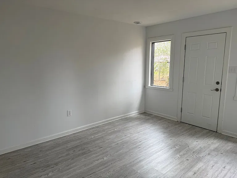 128 Country Club Cir — Photo 7