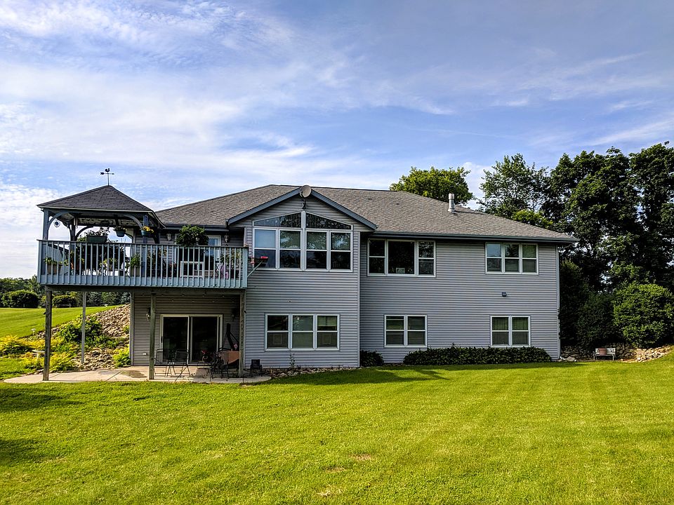 2nd image of 1140 Schneider Ln