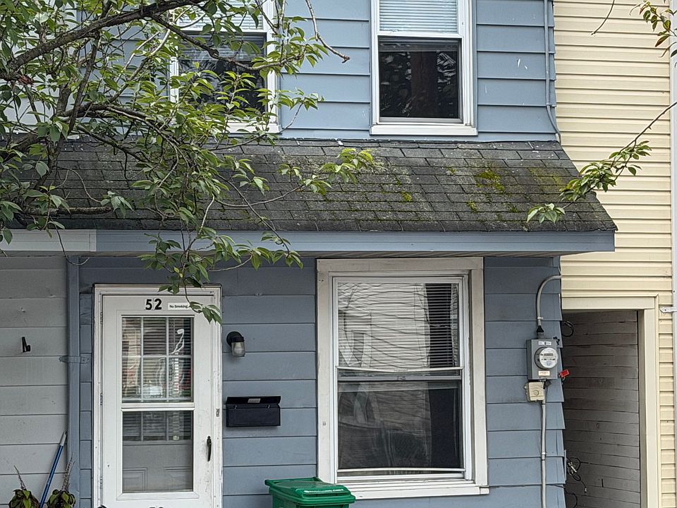 1st image of 52 W North St
