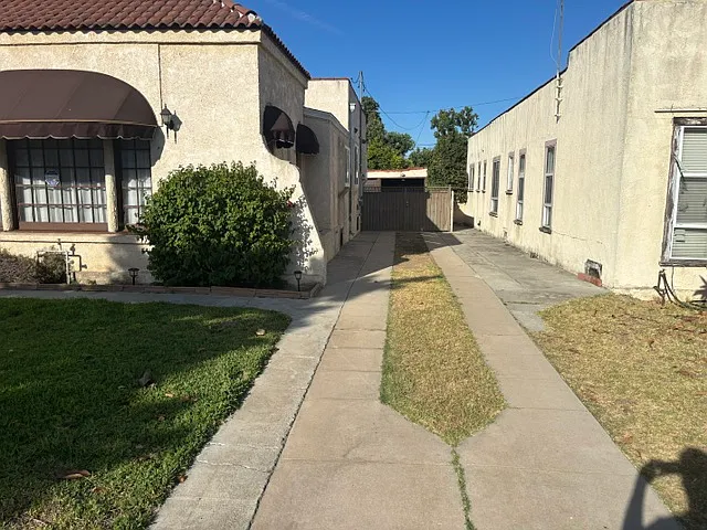 20 S Granada Ave — Photo 2