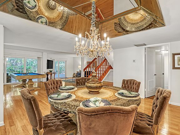 3rd image of 1100 Surf Road #104