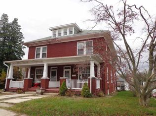 304 S Wilson Ct, Yoe, PA 17313