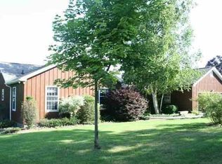 6800 Lainhart Rd, Altamont, NY 12009