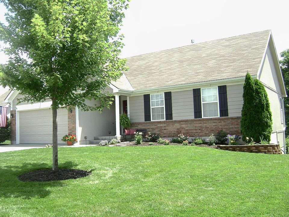 CURB APPEAL