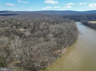 29 River Haven Dr, Harpers Ferry, WV 25425