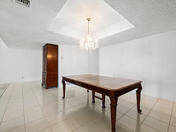 5th image of 500 Ocean Dr #4-A