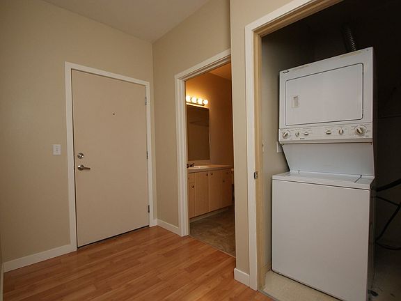 5th image of 4902 Aurora Ave N #7771870