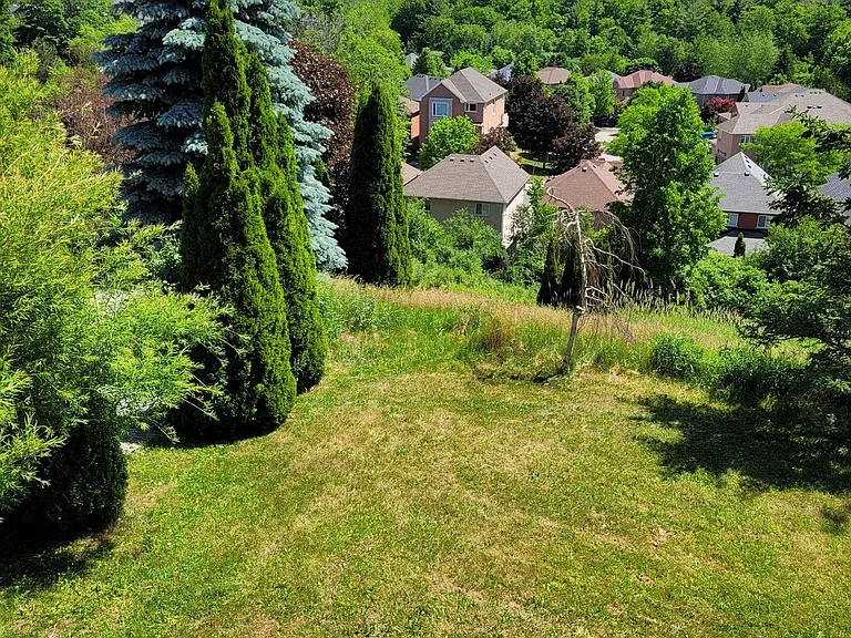82 Brookeview Dr — Photo 34