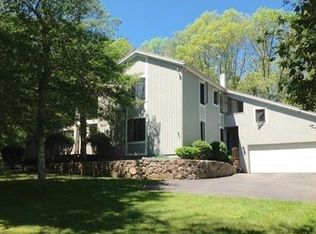 38 Abner Potter Way, Dartmouth, MA 02748