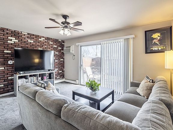 3rd image of 1305 N Baldwin Ct Unit 3B