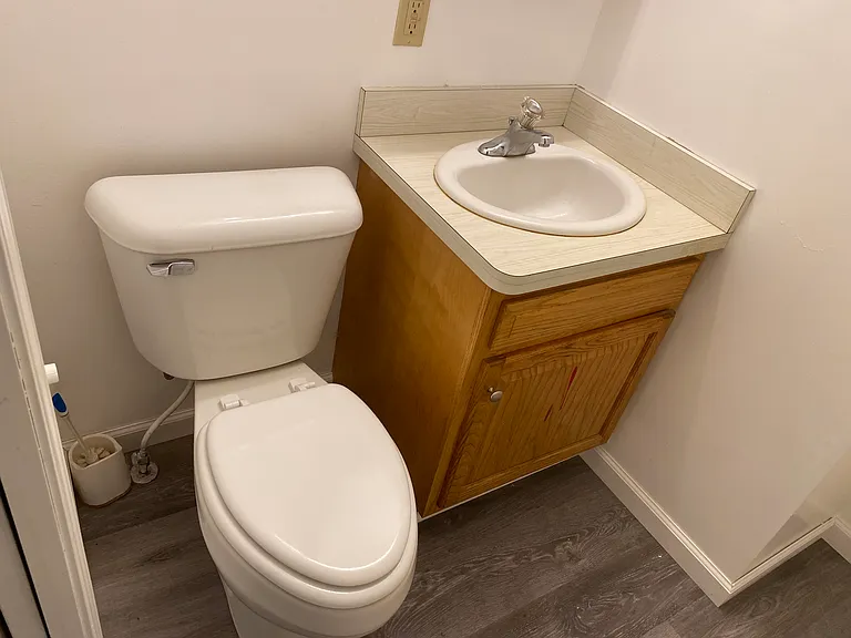 207 Cherry Ave #2 — Photo 6