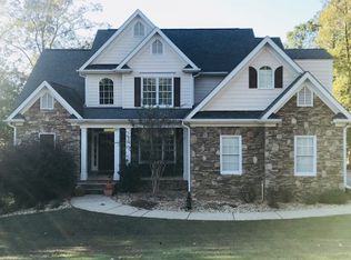 11 Mossy Rock Ln, Cartersville, GA 30120