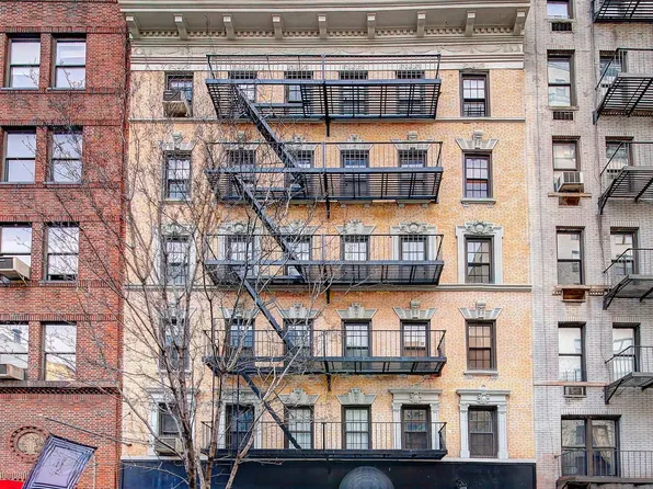 210 East 21st Street