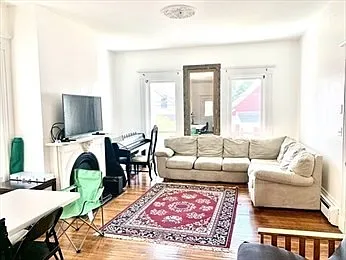 Building Photo - 23 Monmouth St #1