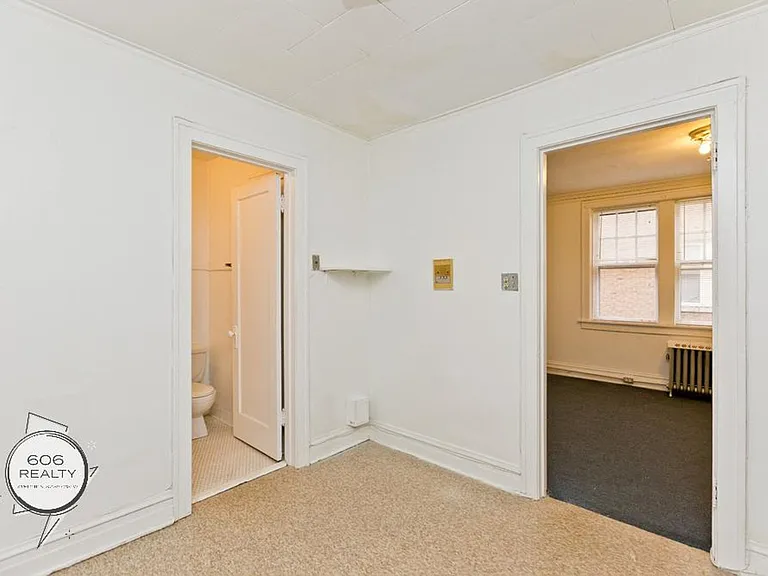 5011 W. Cermak Rd — Photo 12