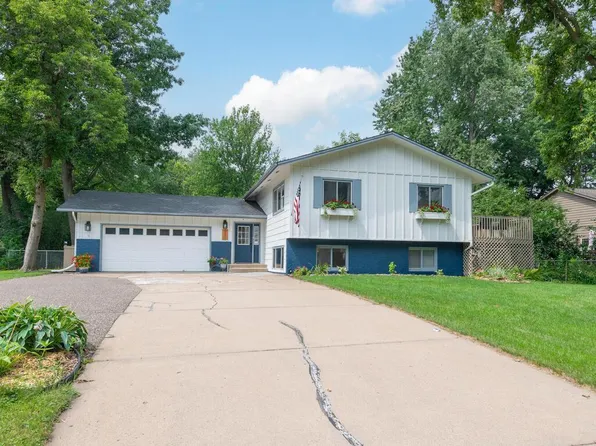 4485 Margaret St, White Bear Township, MN 55110